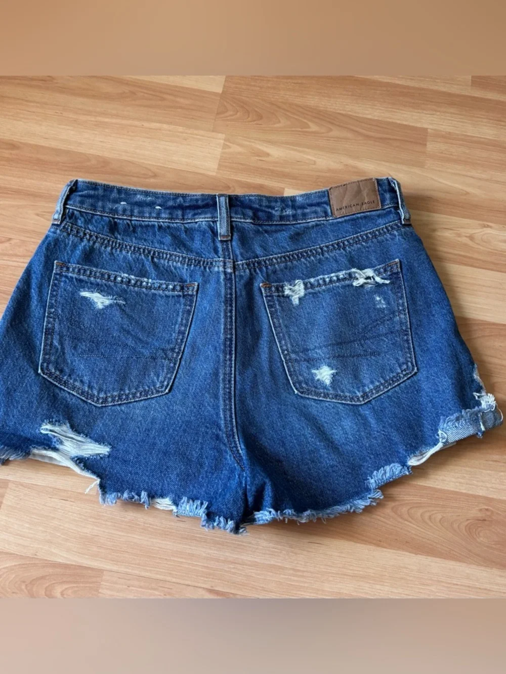 American Eagle Distressed‎ Jean Mom Shorts